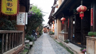Shaxi, petit village typique des routes historiques de transport de thé à cheval